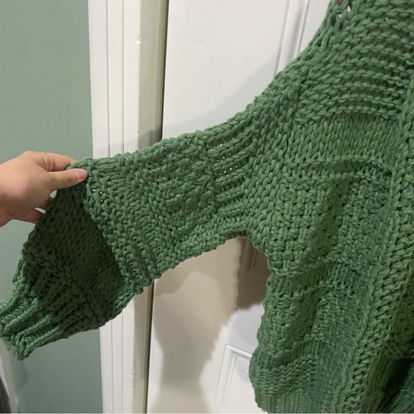 Altar'd State Green Chunky Knit Cardigan - Picture 5 of 7
